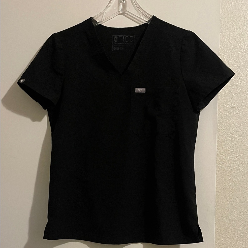 Figs Charcoal V-Neck Scrub Top
